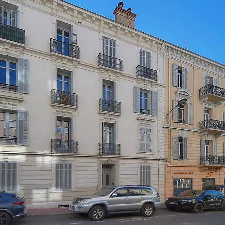 Frgk Goujon 1br Design 300m Palais & Beaches Ac & Ultra-fast Wi-fi *