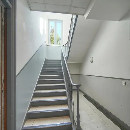 Frgk Goujon 1br Design 300m Palais & Beaches Ac & Ultra-fast Wi-fi *